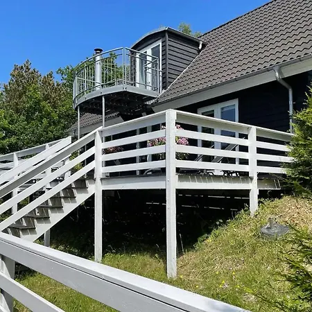 Tranquil Gem With Sea View Near Ebeltoft